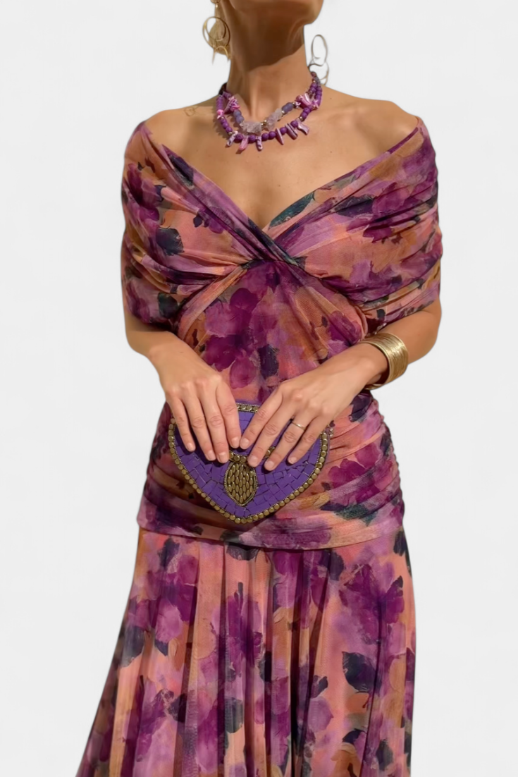 Iselina | Vestido largo fruncido para mujer con cuello en V elegante | Fluido