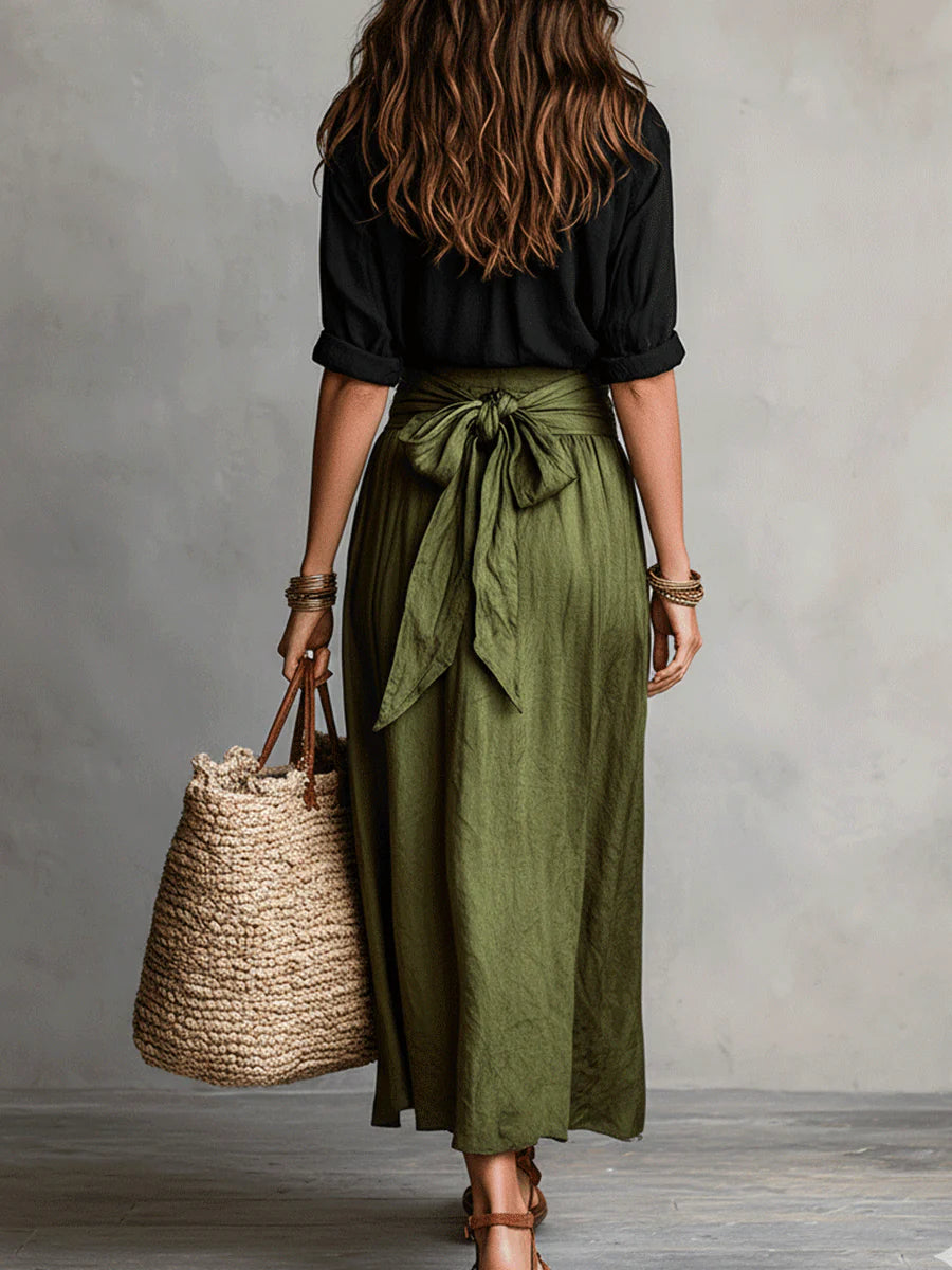 Camila | Conjunto de Dos Piezas: Camisa Negra y Falda Midi Verde Oliva