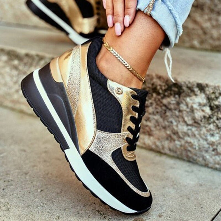 Kenia | Zapatillas de plataforma con diseño brillante y cordones